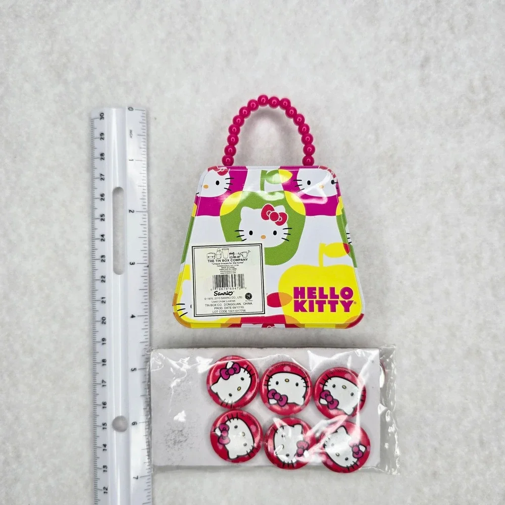 Hello Kitty Mini Purse Tin Box Bead Handle Button Magnets Sanrio 2010 2012